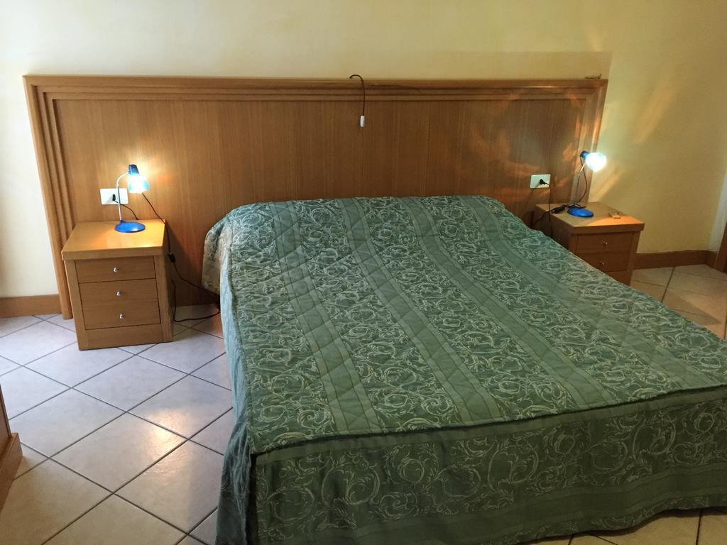 פסקוקוסטאנזו Hotel Vallefura מראה חיצוני תמונה